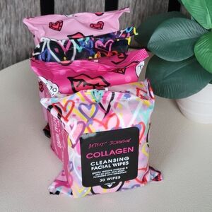 Betsey Johnson Colorful Cleansing Facial Wipes